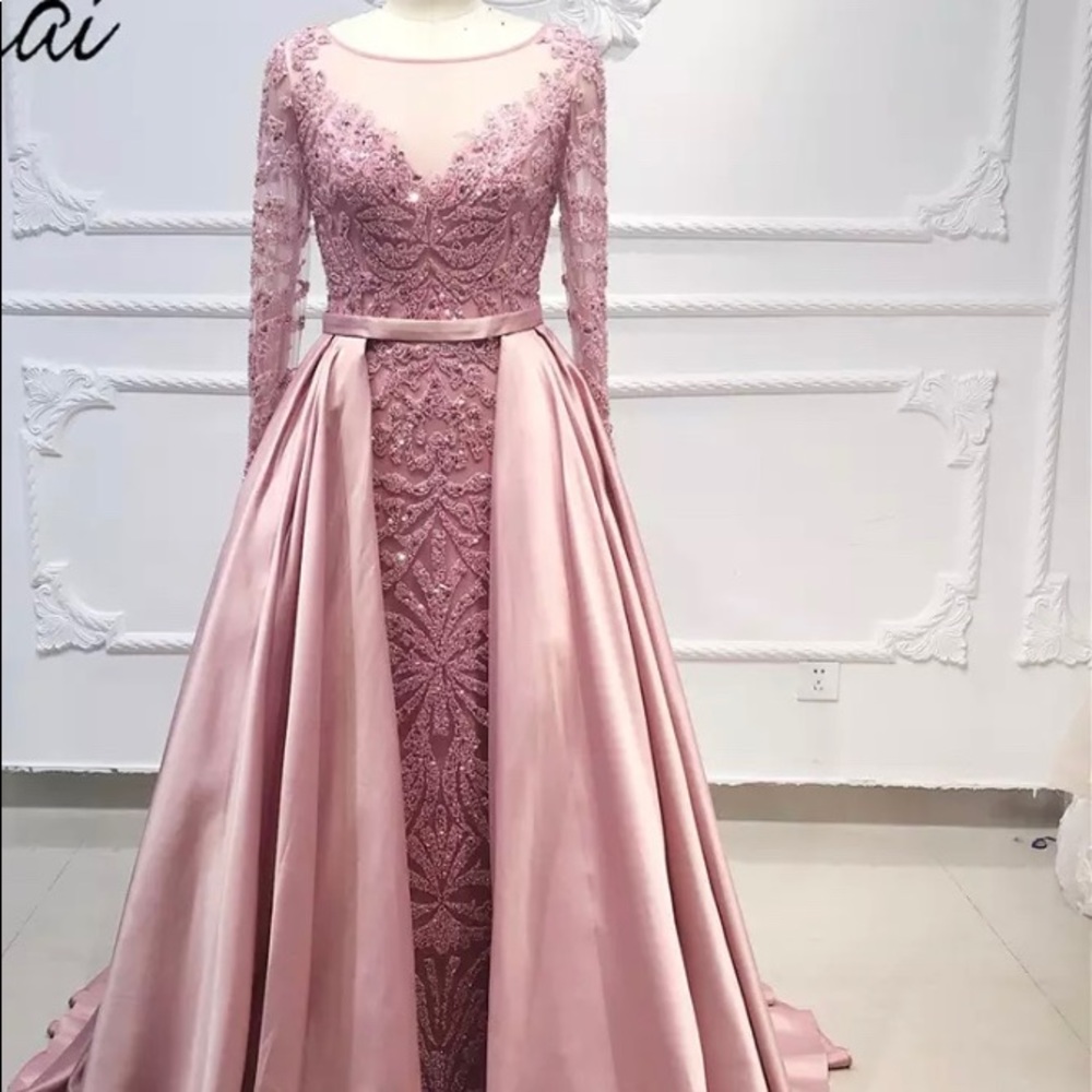 Wedding dress or graduation party